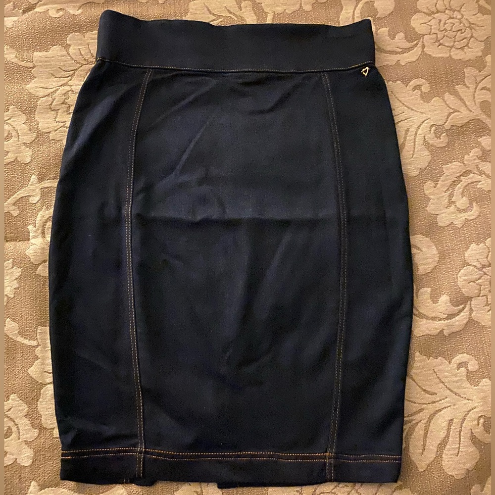 Thalia Sodi denim stretch skirt